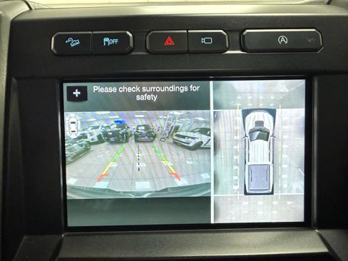 Used 2018 Ford F150 Raptor w/ Equipment Group 802A Luxury image 15