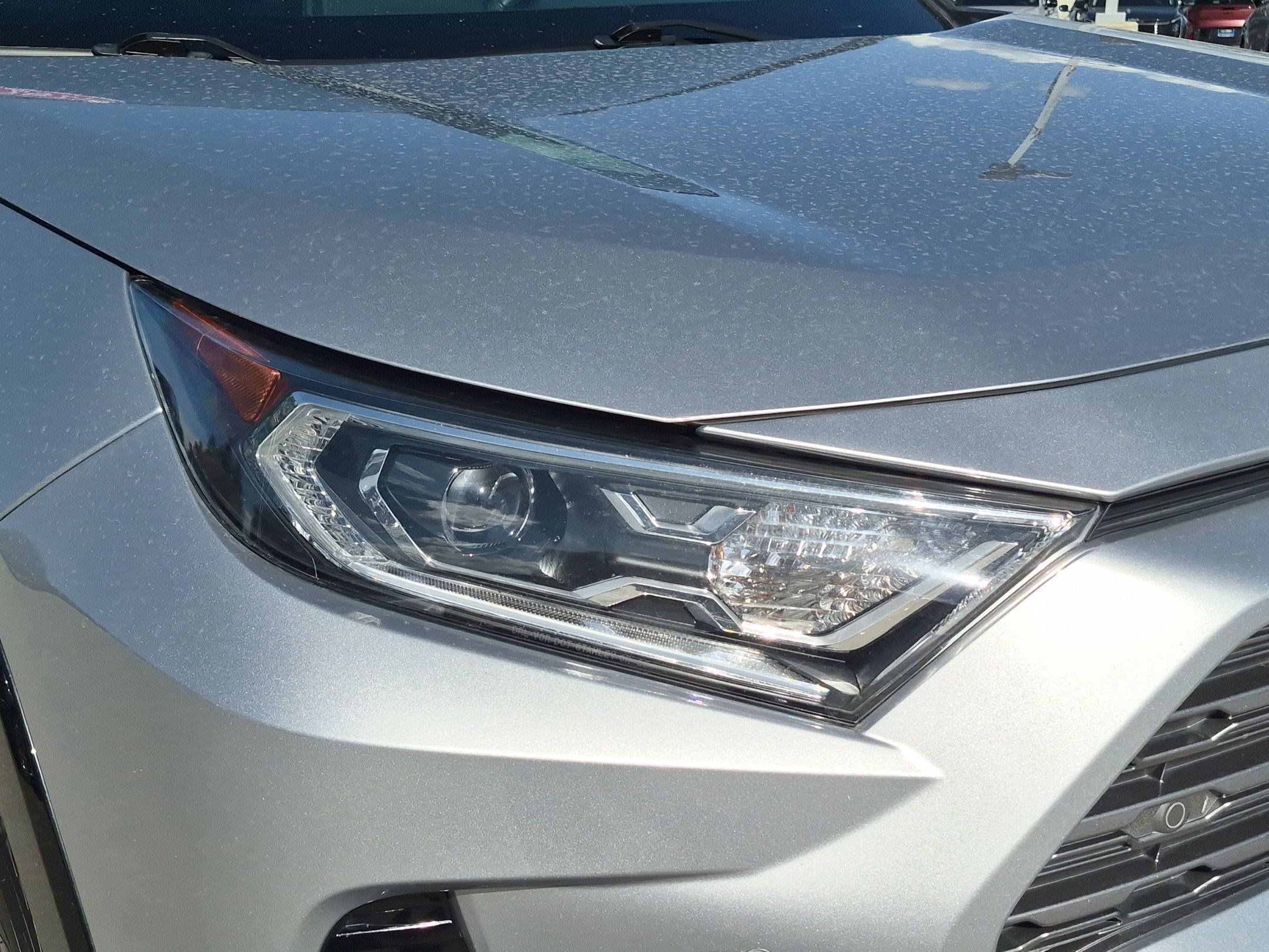 Used 2021 Toyota RAV4 XSE AWD/4WD image 11
