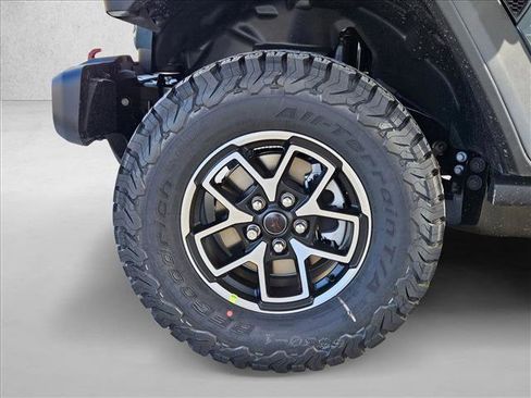 New 2026 Jeep Wrangler Unlimited Rubicon AWD/4WD image 10