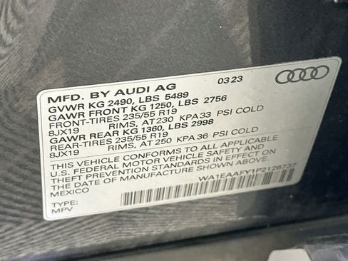 Used 2023 Audi Q5 2.0T Premium Plus w/ Premium Plus Package AWD/4WD image 12