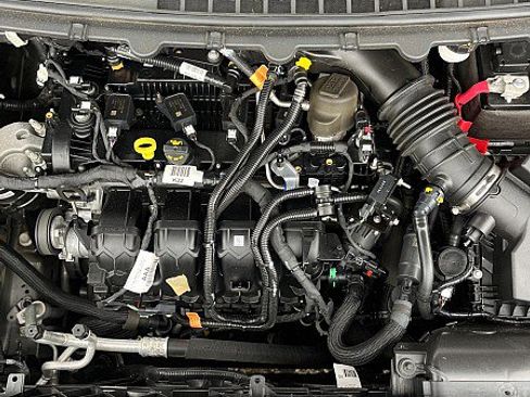 Used 2023 Ford Edge SE image 9