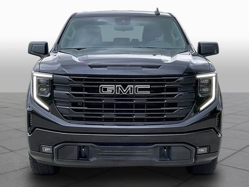 Used 2023 GMC Sierra 1500 Elevation w/ X31 Off-Road Package AWD/4WD image 4