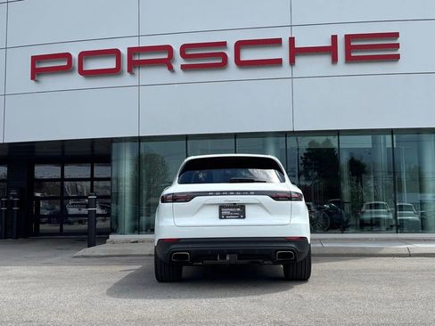 Certified 2021 Porsche Cayenne AWD/4WD image 10