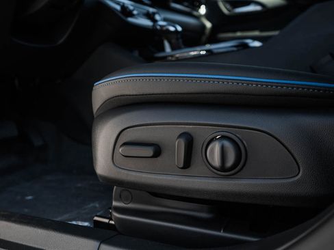 New 2026 Buick Envista Sport Touring w/ Convenience I Package FWD image 18