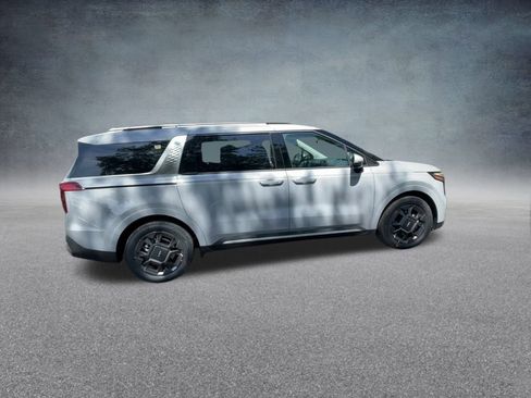 New 2026 Kia Carnival SX image 26