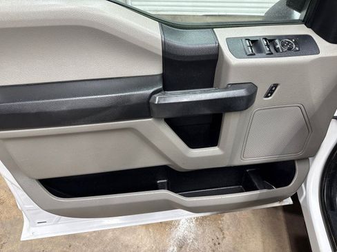 Used 2021 Ford F550 4x4 Crew Cab Super Duty image 30