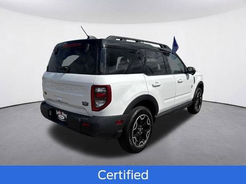 Certified 2025 Ford Bronco Sport Outer Banks w/ Outer Banks Tech Package+ AWD/4WD image 9