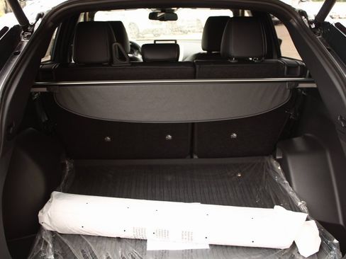 New 2025 Mitsubishi Eclipse Cross SEL image 9