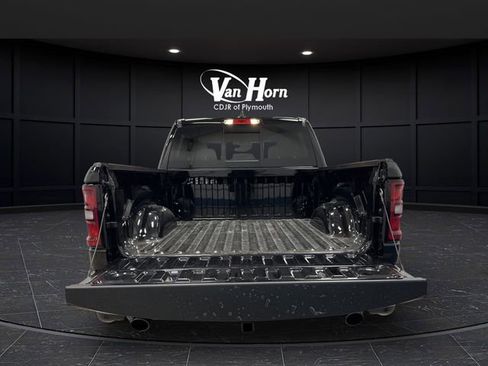 New 2026 RAM 1500 4x4 Crew Cab image 13
