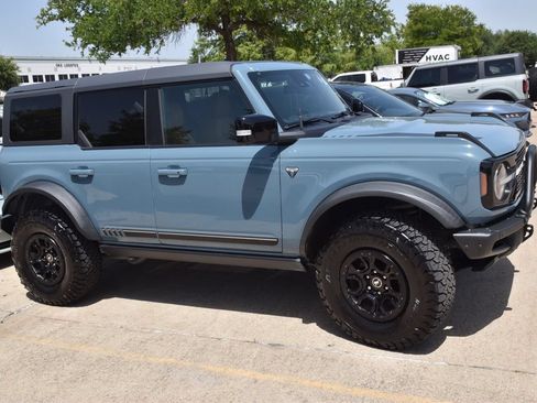 Used 2021 Ford Bronco First Edition AWD/4WD image 5