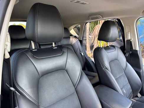 Used 2020 MAZDA CX-5 Touring image 42