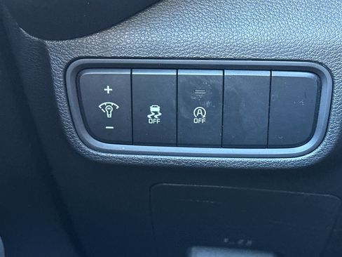 Certified 2024 Kia Soul LX image 29