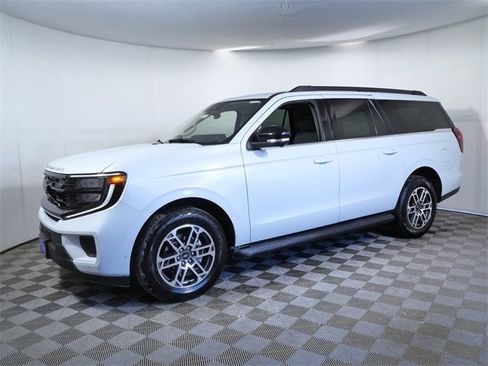 Certified 2025 Ford Expedition Max Active image 5