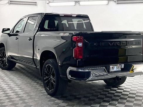 Used 2023 Chevrolet Silverado 1500 LT w/ LPO, Dark Essentials Package AWD/4WD image 10