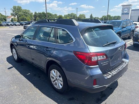 Used 2017 Subaru Outback 2.5i AWD/4WD image 5