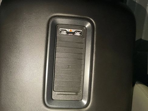 Used 2017 GMC Sierra 1500 SLT image 30