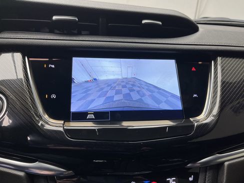 Used 2023 Cadillac XT6 Sport image 6