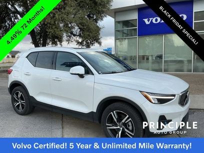 Certified 2025 Volvo XC40 B5 Core