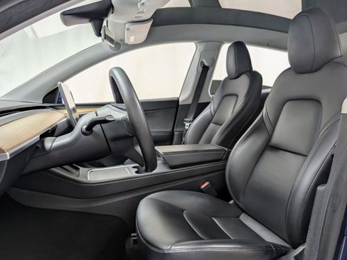 Used 2023 Tesla Model Y Long Range image 15