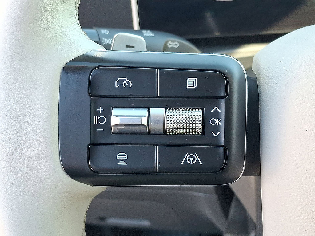 Used 2026 Hyundai Santa Fe SEL AWD/4WD image 23