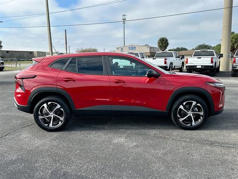 New 2026 Chevrolet Trax RS w/ Driver Confidence Package image 3