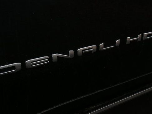 Used 2024 GMC Sierra 3500 Denali Ultimate image 11