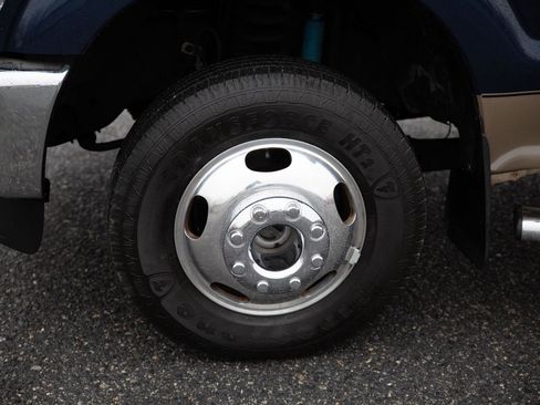 Used 2014 Ford F350 Lariat w/ Lariat Ultimate Package image 10