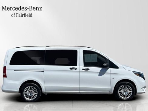 Used 2023 Mercedes-Benz Metris Passenger image 8
