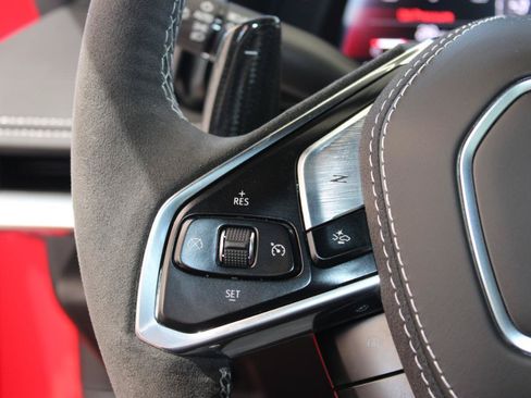 Used 2024 Chevrolet Corvette Z06 RWD image 24