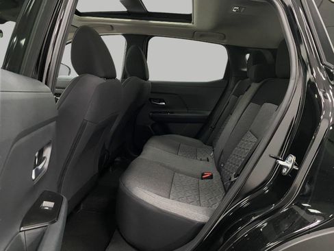 Used 2026 Nissan Kicks SV w/ SV Premium Package AWD/4WD image 27