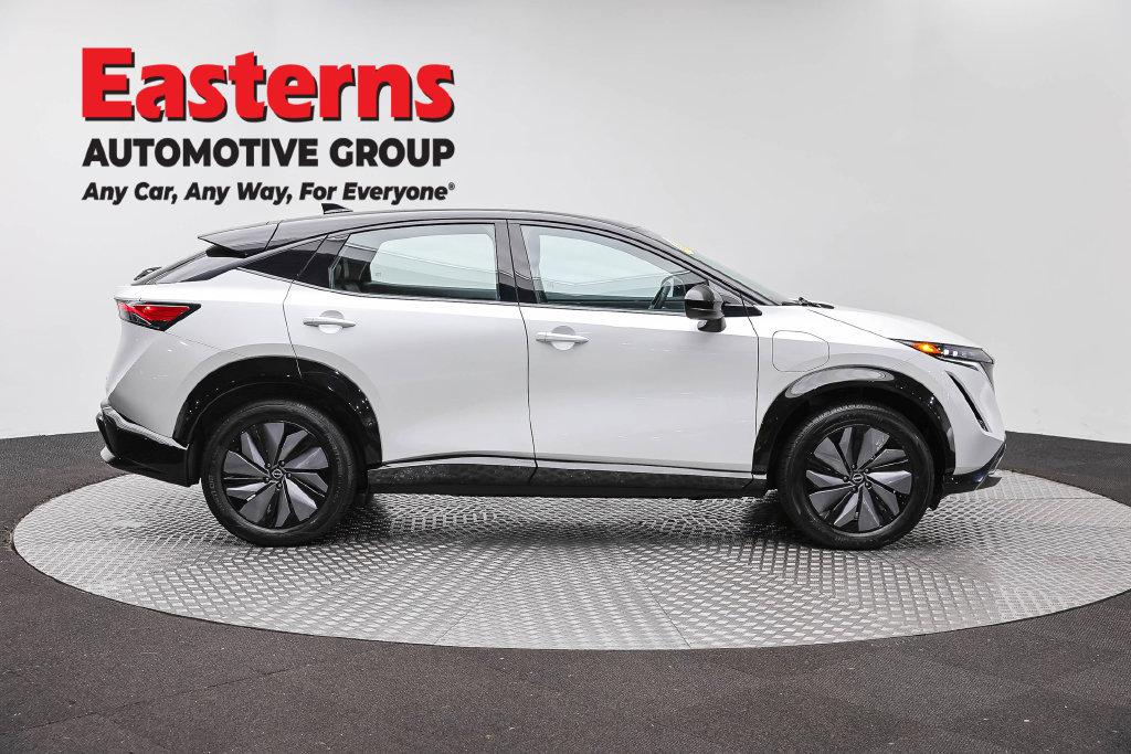 Used 2024 Nissan Ariya AWD image 6
