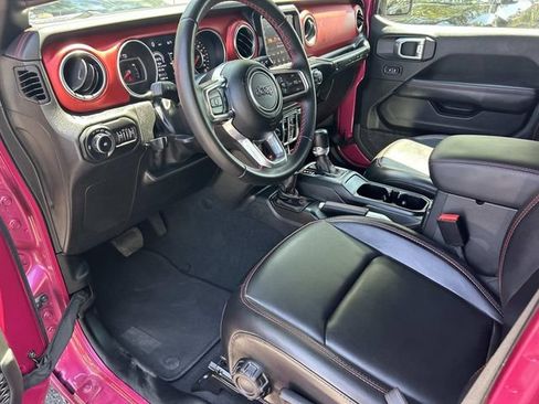Used 2022 Jeep Wrangler Unlimited Rubicon w/ Steel Bumper Group AWD/4WD image 14