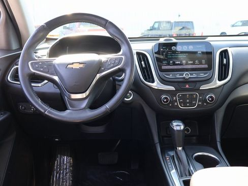 Used 2018 Chevrolet Equinox LT w/ Sun & Infotainment Package image 19