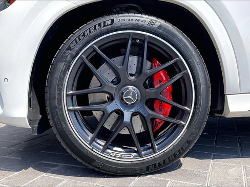Used 2024 Mercedes-Benz GLE 63 AMG S w/ Driver Assistance Package image 9