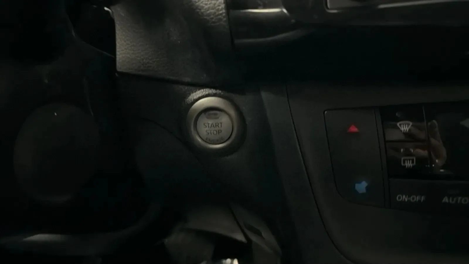 Used 2019 Nissan Sentra SV FWD image 15