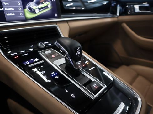 Certified 2023 Porsche Panamera 4 AWD/4WD image 18