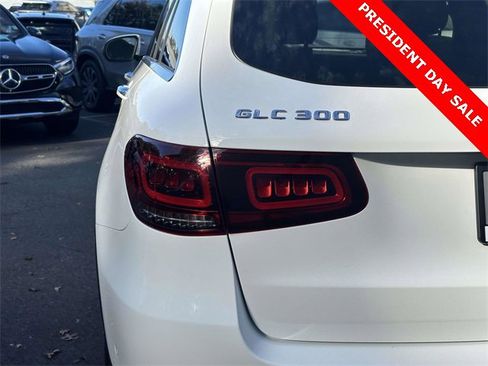 Certified 2022 Mercedes-Benz GLC 300 4MATIC image 11