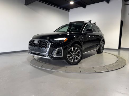 Used 2023 Audi Q5 2.0T Premium Plus w/ Premium Plus Package AWD/4WD image 2