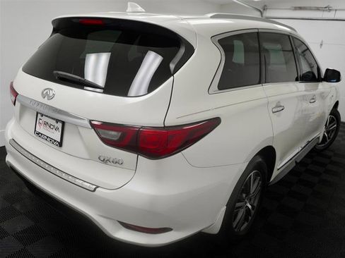 Used 2017 INFINITI QX60 FWD w/ Premium Package image 8