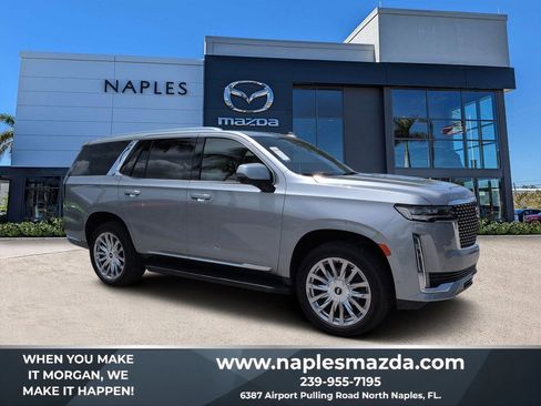 Used 2024 Cadillac Escalade Premium Luxury RWD image 1
