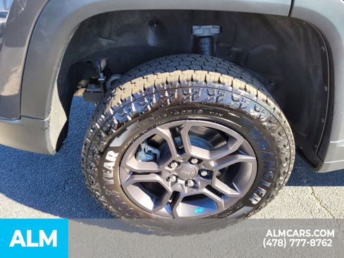 Used 2024 Jeep Grand Cherokee Trailhawk image 13