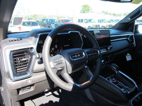 New 2026 GMC Canyon Elevation w/ Convenience Package image 12