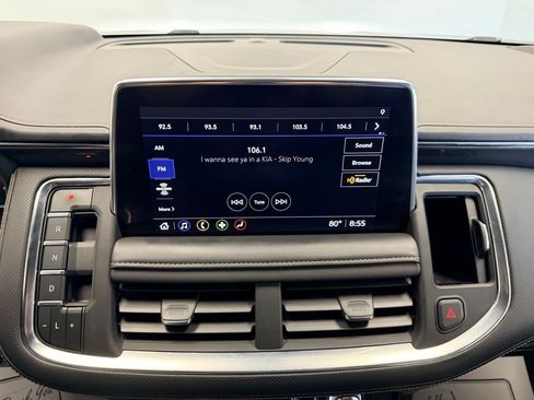 Used 2021 GMC Yukon AT4 w/ Technology Package AWD/4WD image 14