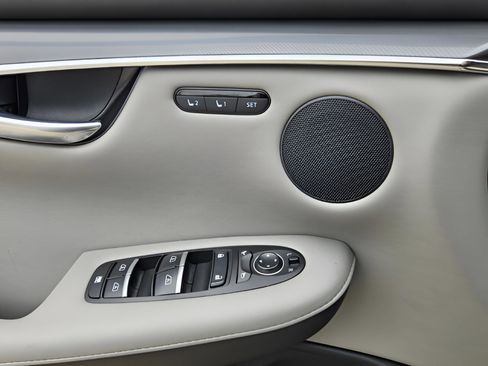 Certified 2025 INFINITI QX50 Luxe image 27