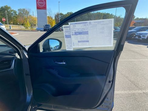 New 2026 Nissan Rogue SV image 26