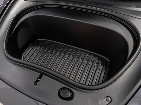 Used 2025 Tesla Model 3 Long Range image 51