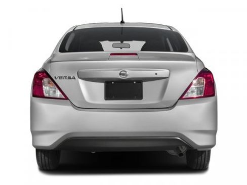 Used 2018 Nissan Versa SV image 8