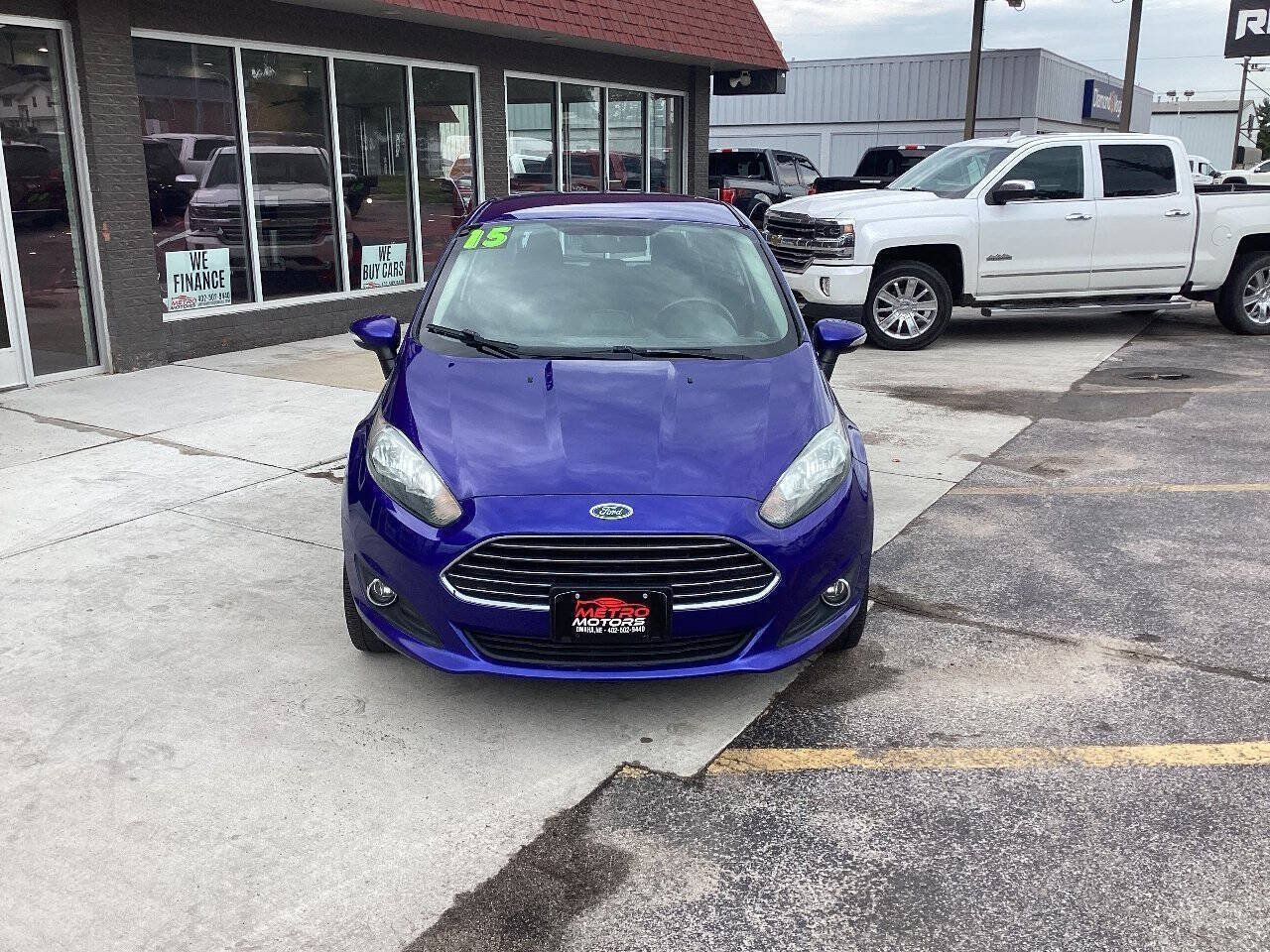 Used 2015 Ford Fiesta SE w/ Equipment Group 201A FWD image 3