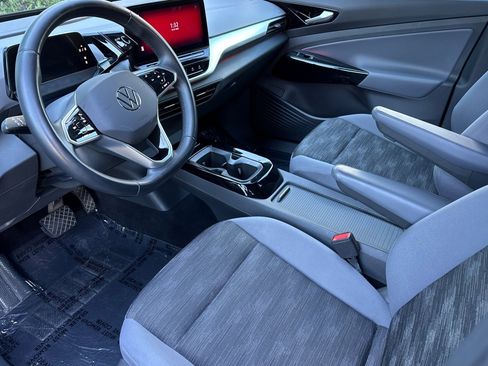 Used 2022 Volkswagen ID.4 Pro image 10