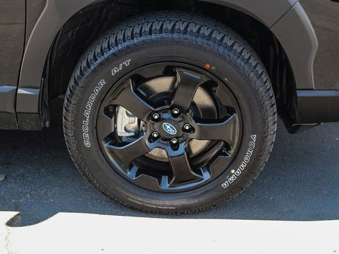Certified 2025 Subaru Forester Wilderness w/ Convenience Package AWD/4WD image 9